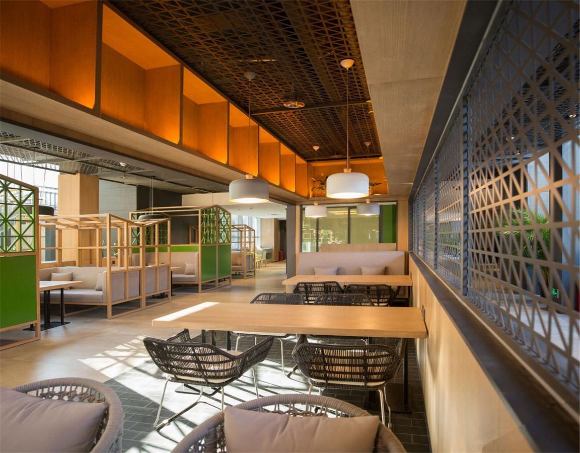Chaoyang  Qiu Guo Hotel Hua Mao מראה חיצוני תמונה