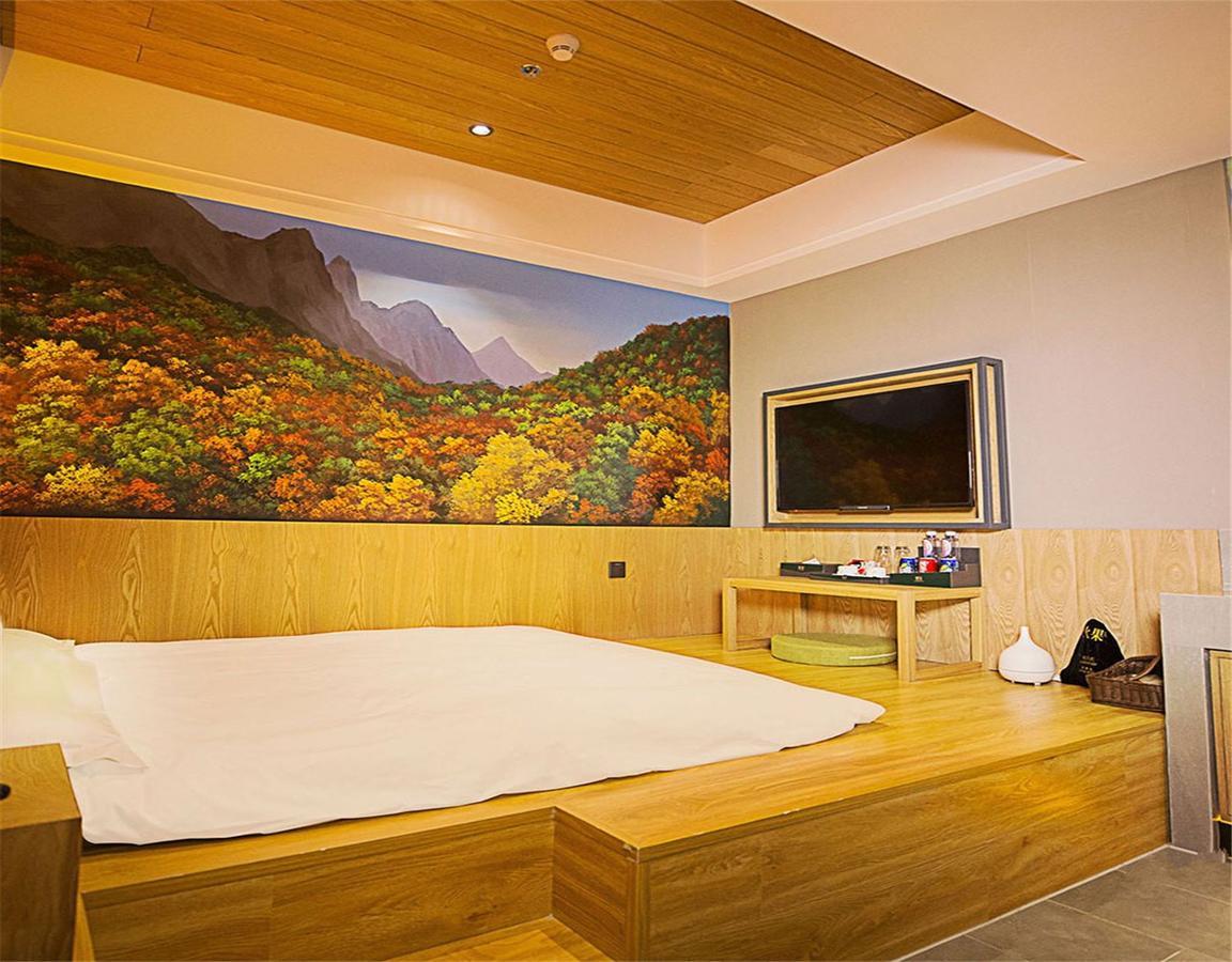 Chaoyang  Qiu Guo Hotel Hua Mao מראה חיצוני תמונה