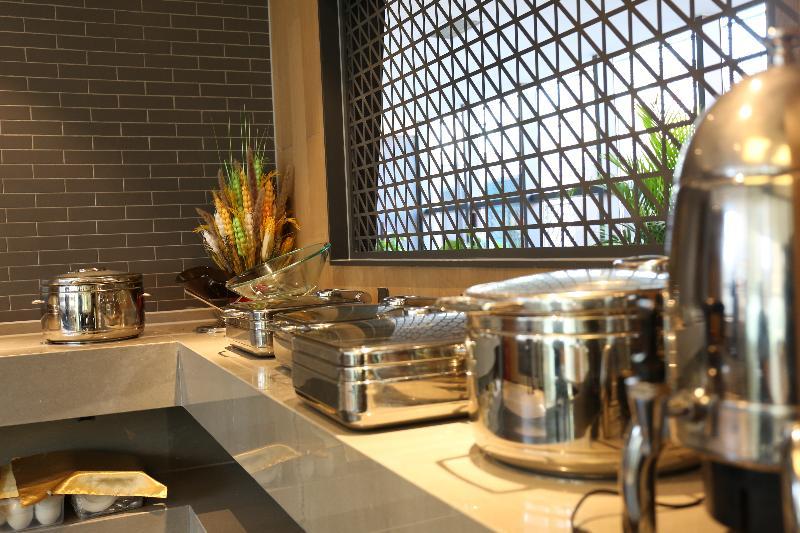 Chaoyang  Qiu Guo Hotel Hua Mao מראה חיצוני תמונה